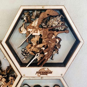 FE: Erwachen | 3D Holzkunstwerk PlaqueArts | Unvergessliche Geschenke