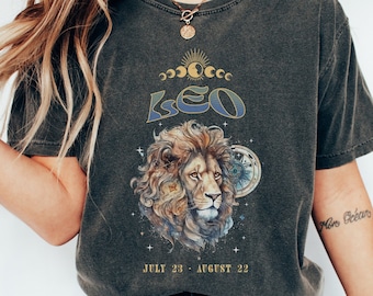 Zodiac Leo Whimsigoth Comfort Colors Shirt, Zodiac Birthday Gift For Leo Shirt, Celestial Leo Shirt Trendy Tee, Retro Astrology Shirt