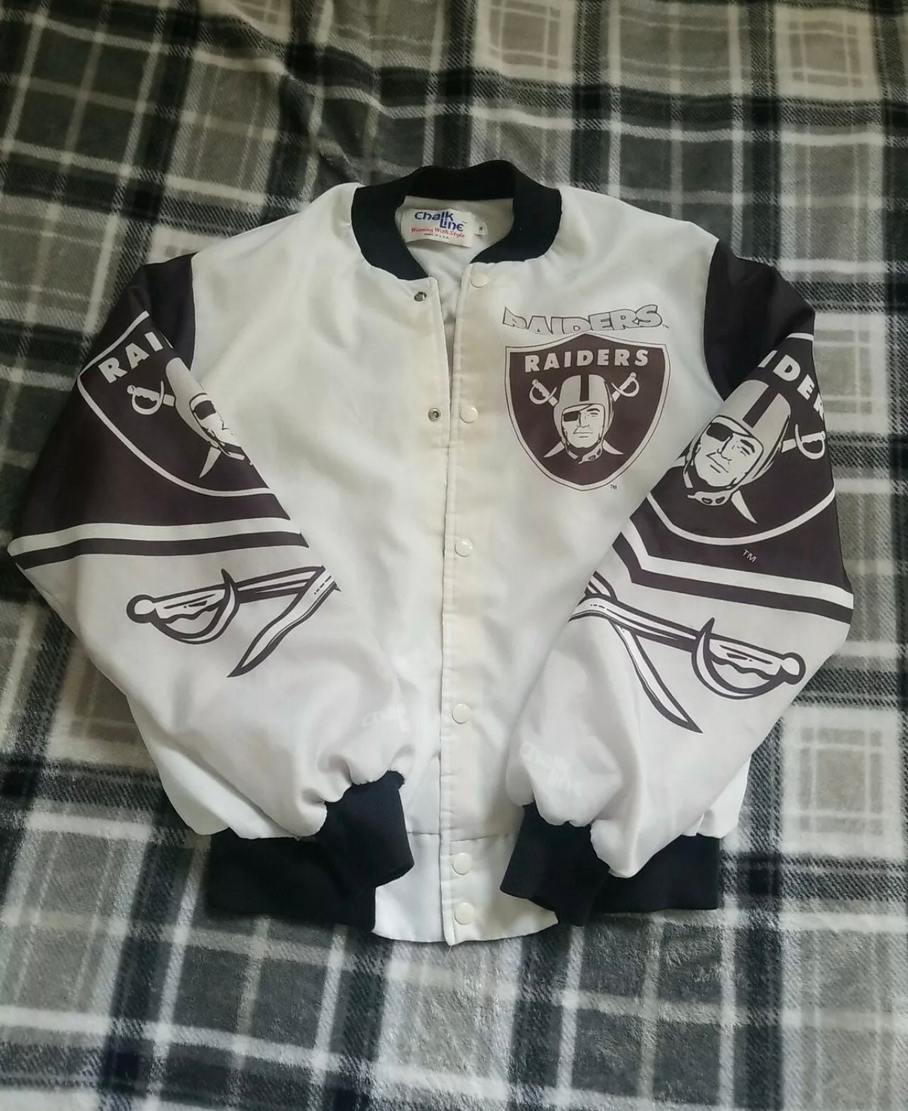 Oakland Raiders NFL Varsity Bomber Jacket - XL – The Vintage Store