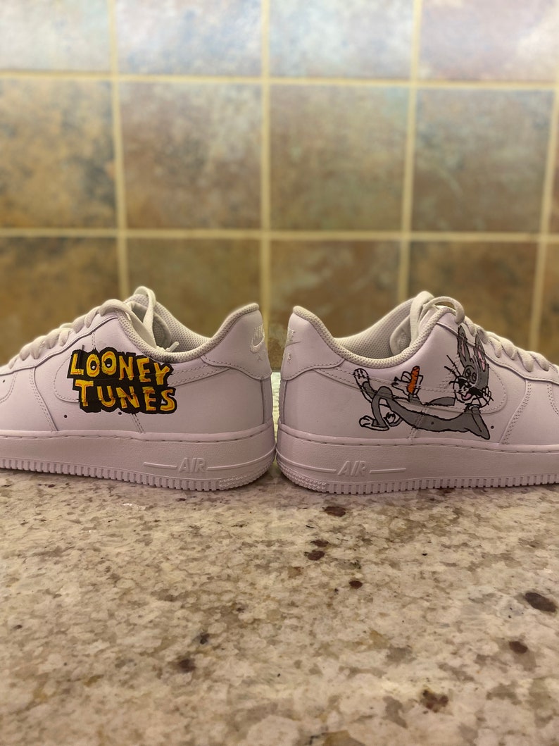 looney tunes air force 1 footlocker