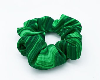 Geode Grünes Scrunchie in 2 Größen