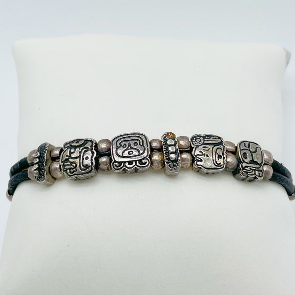 Iconos Mayas Petit Charm Bracelet