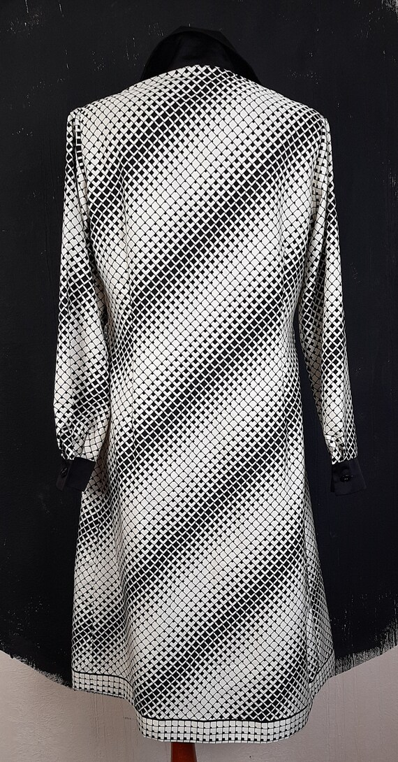70s French Paris DRESS black white monochrome op … - image 8
