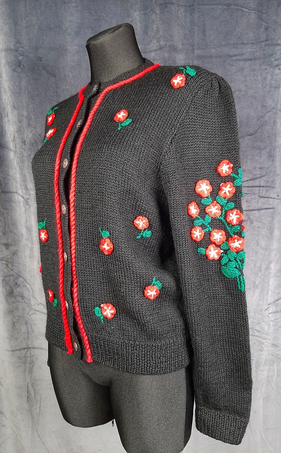 90s Dirndl wool CARDIGAN red black embroidered fl… - image 5
