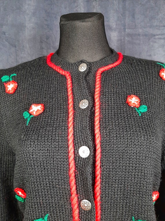 90s Dirndl wool CARDIGAN red black embroidered fl… - image 3