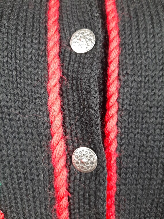 90s Dirndl wool CARDIGAN red black embroidered fl… - image 4