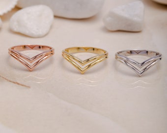 14K Chevron Ring, Gold V-Shaped Ring, Plain Stackable Ring, V Ring, Knuckle Ring, , Gift for Her, Gift for Mother Day, Mom Gift