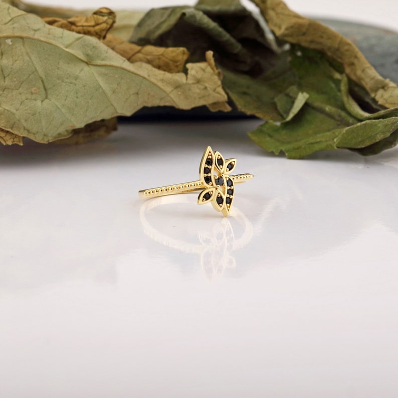 Gold Black Stone Floral Ring Exquisite 925 Sterlingsilver Leaf Ring, Beaded Band Ring, Black Stone Ring Women, Gift for Mother Day image 4