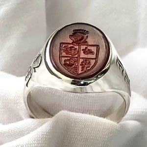 Custom Family Crest Gemstone Signet Ring - Personalized intaglio seal Ring
