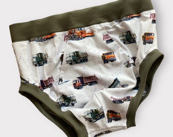 ABDL Adult Man Briefs Pants Trainer Boys Underwear Unterhose Slip Germany weltweit flic.kr/s/aHBqjA96ch Inkontinenz Windel saugstark trocken
