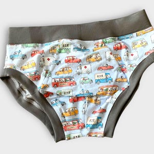 ABDL Adult Man Briefs Pants Trainer Boys Underwear Unterhose Slip Germany weltweit Tiere Jungs Wald grün flic.kr/s/aHBqjA96ch