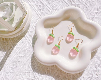 Simpatici orecchini pendenti color pesca, orecchini di frutta, orecchini pendenti divertenti, regalo per lei, orecchini funky, regalo di compleanno, orecchini adorabili ragazza, gioielli di frutta