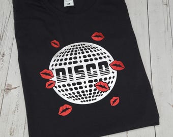 Maglietta Kiss all the time disco: maglietta tributo all'outfit da concerto per una serata tra ragazze