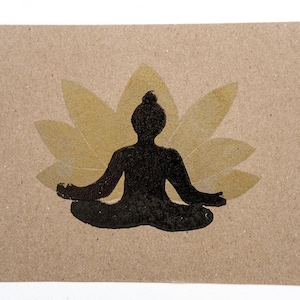 Meditazione sulla linoleografia del loto | dhoop&art Originale | Carta kraft per stampa a due colori | Arte buddista | Decorazione yoga