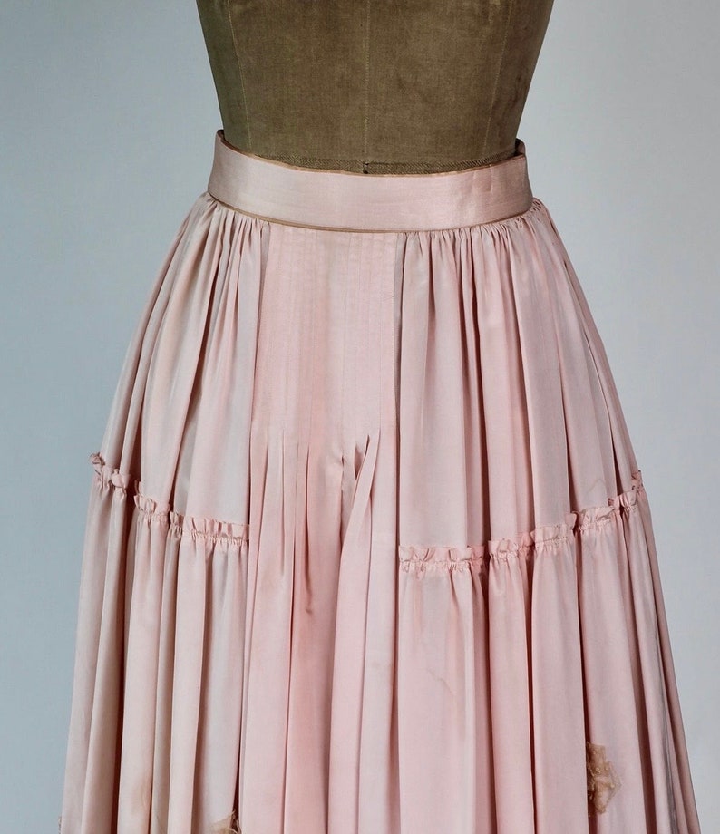 Handmade Pink Skirt in Vintage Taffeta Silk//One of a Kind image 6