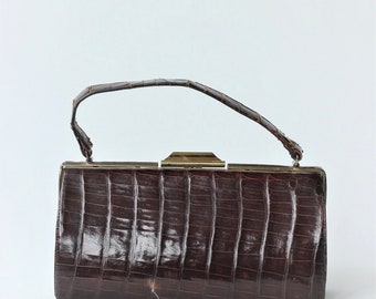1950s Leather Top Handle Bag//Crocodile Pattern//Golden Closure