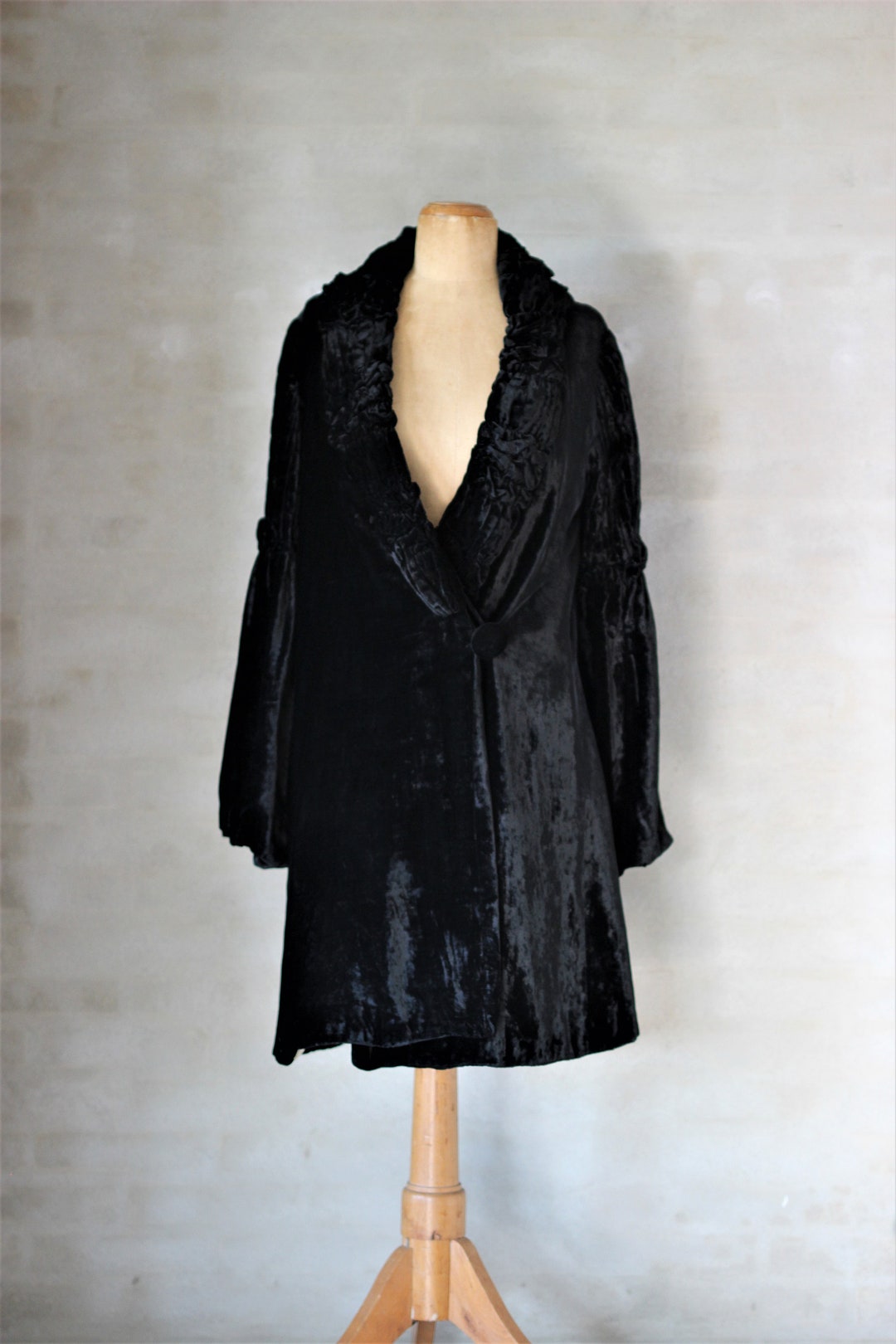 1920s Opera Coat - Black Velvet