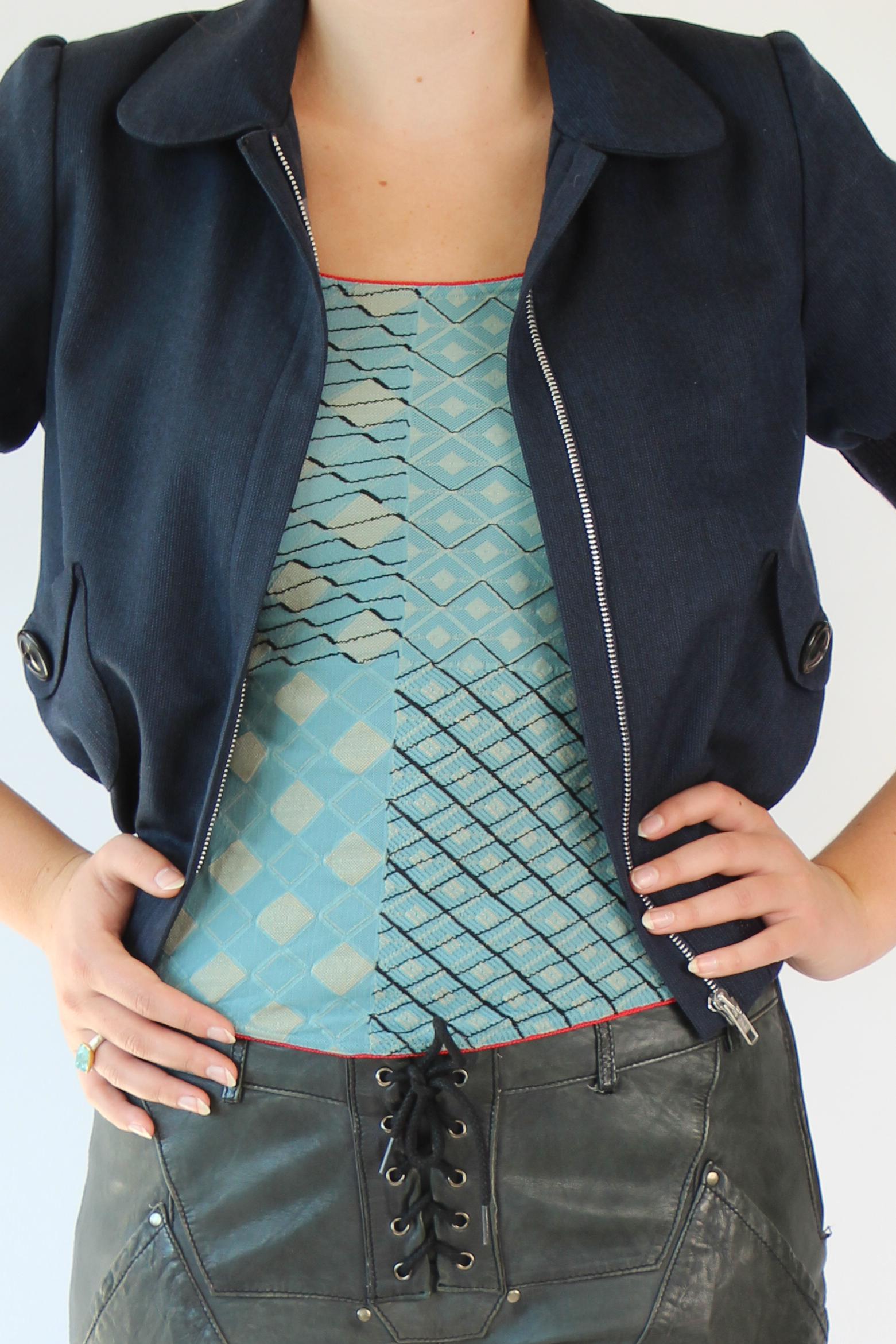 Late 1990s Vintage Navy Blue Short Sleeved Crop Jacket // Size M 