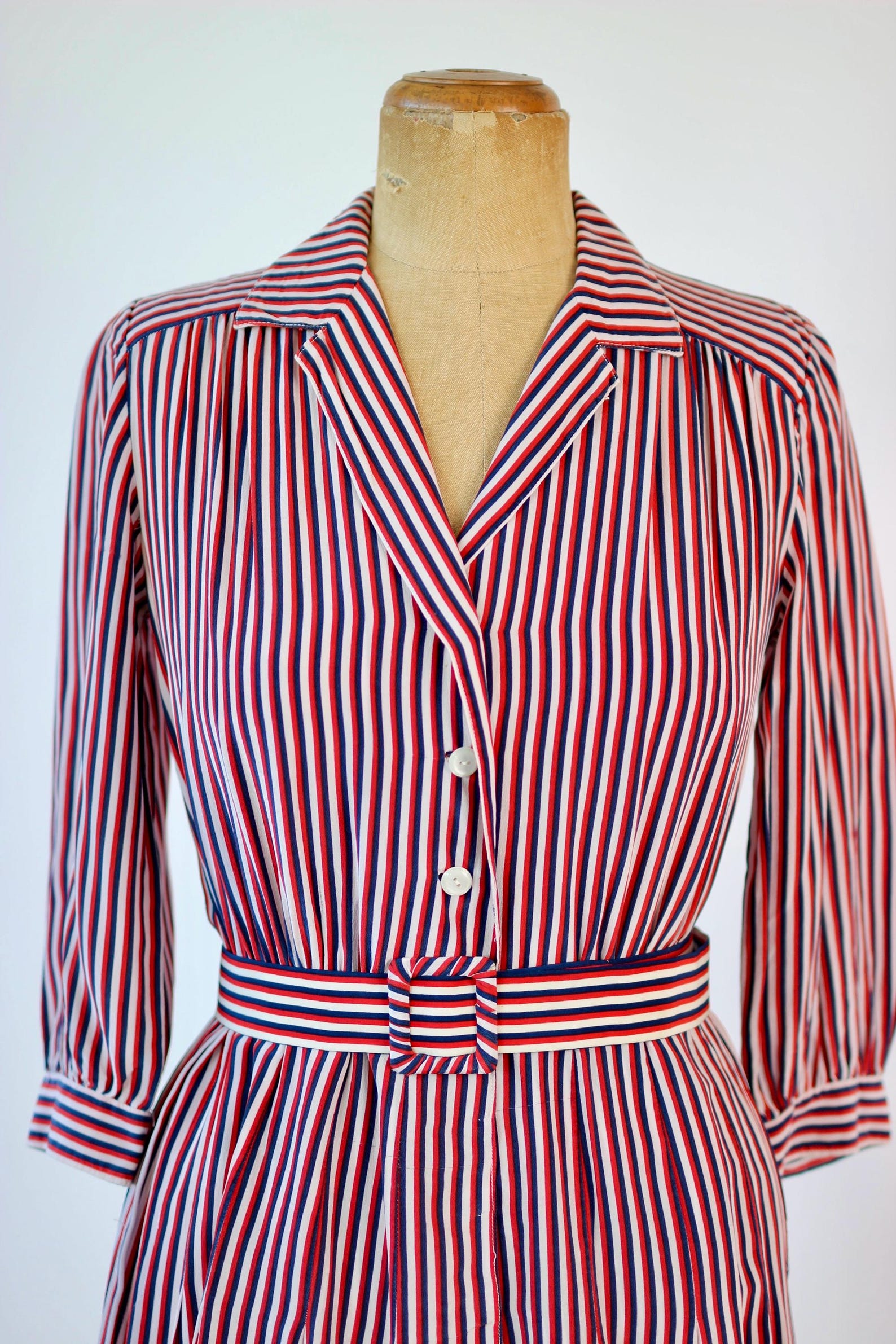 1940s Vintage Striped Dress in Blue, Red White, belted (medium)