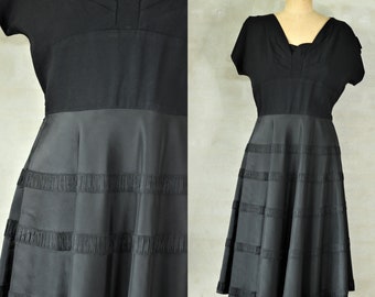 Vestido negro sin mangas vintage de los años 40 en seda. Top Crepe Seda y Falda Tafetán Seda//Talla S/M