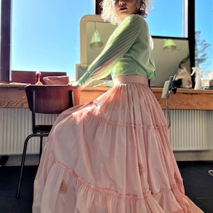 Handmade Pink Skirt in Vintage Taffeta Silk//One of a Kind image 1