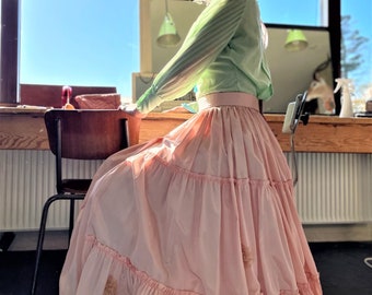 Handmade  Pink Skirt in Vintage Taffeta Silk//One of a Kind