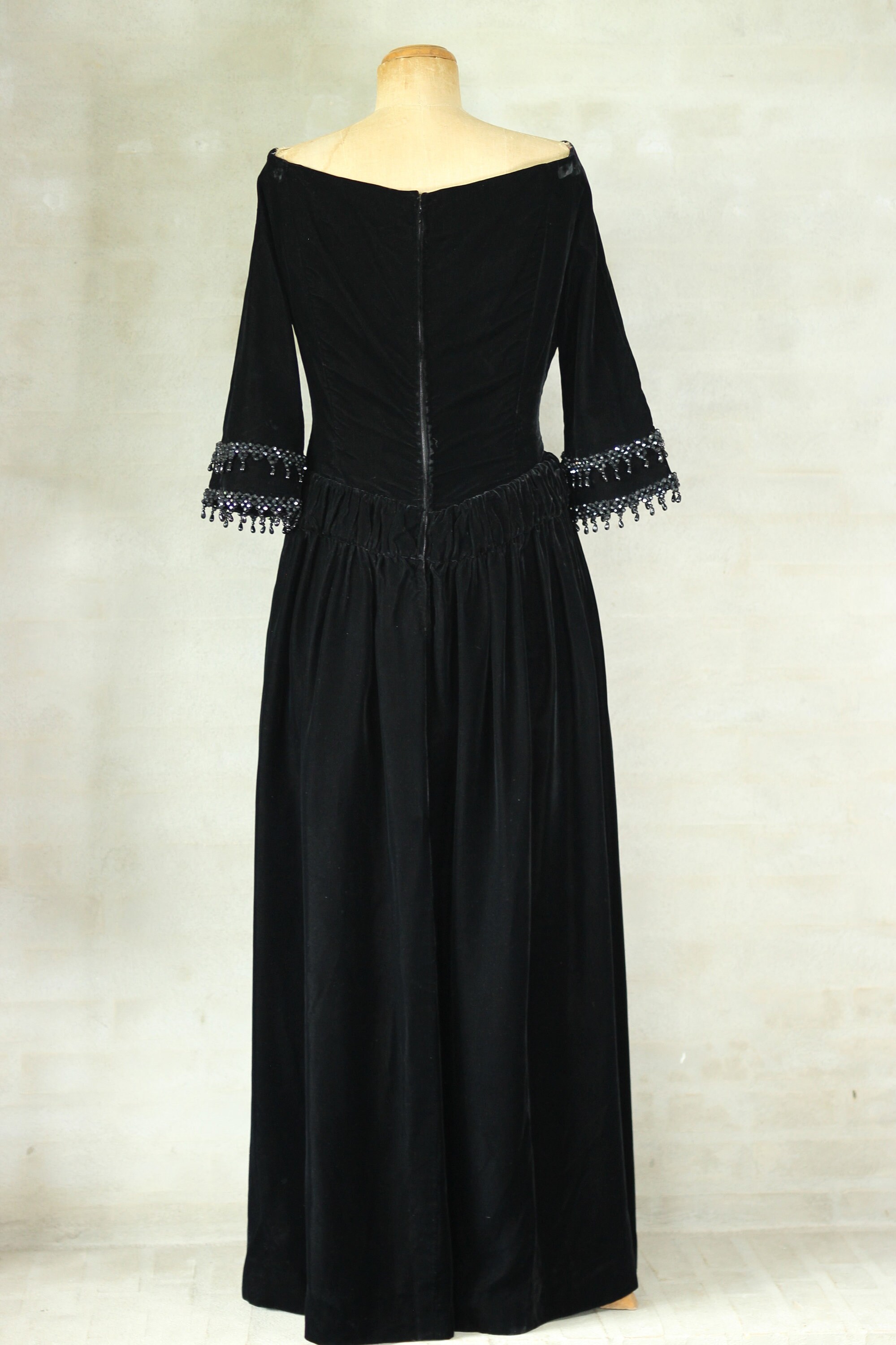 1950s Black Silk Taffeta & Velvet 