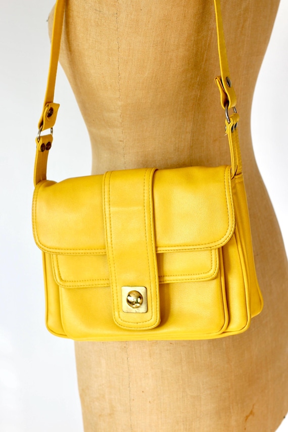 1970s Vintage Yellow Vinyl Bag with Shoulder Strap