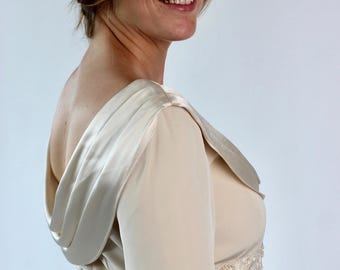 Black Tie Olga Cassini Classic Cream Long Bridal/Wedding Sheath with Shawl Collar//Beaded Sequins Band//Column//Size M