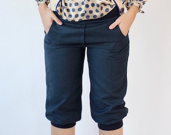 Y2K Vintage Bellow Knee Wool Pants // Navy Blue  // Size S/M