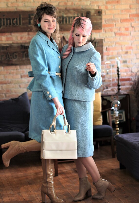 1960's Italian Blue Wool Skirt/Blazer Suit with W… - image 6