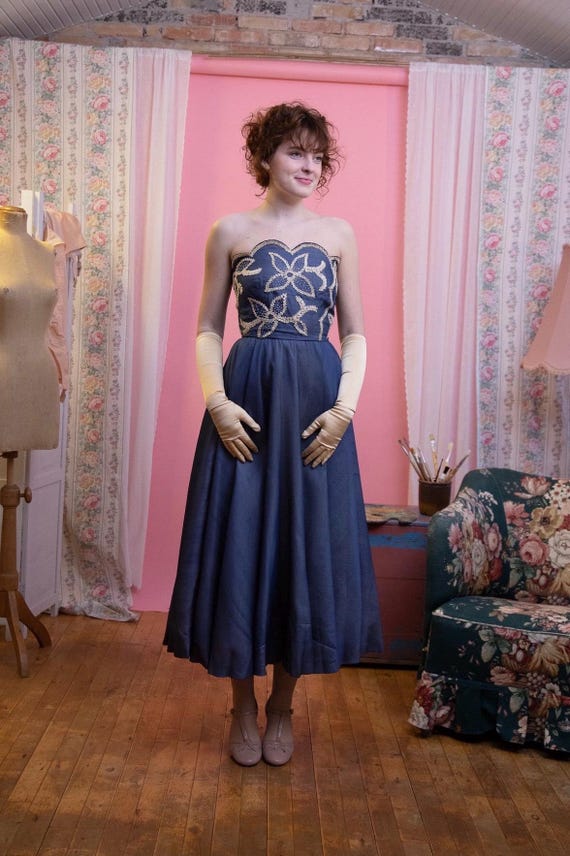 1950s Vintage RARE Navy Silk Organza Strapless Corset Cocktail Dress With  Ivory Embroidery // Full Skirt // Size XS/S - Etsy