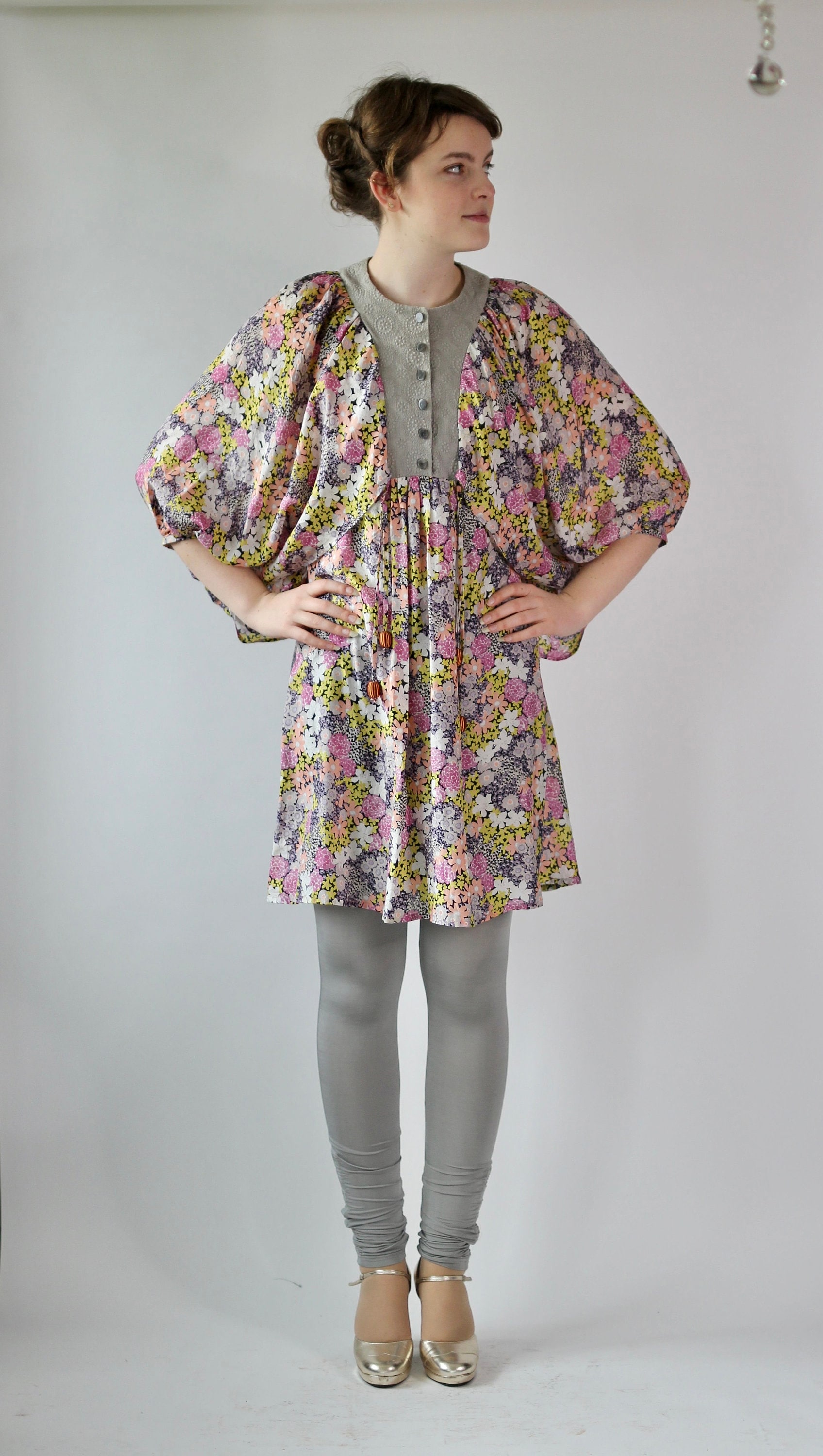 ハンドメイド バタフライスリーブ付きヴィンテージフラワーシルクドレス//デンマーク