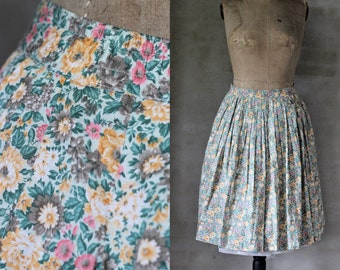 Bavarian Pleated Vtg. Floral Printed Skirt In Yellow Pink Brown Green // Hammerschmid // Size L// High Waisted Skirt // Made In Germany.S3