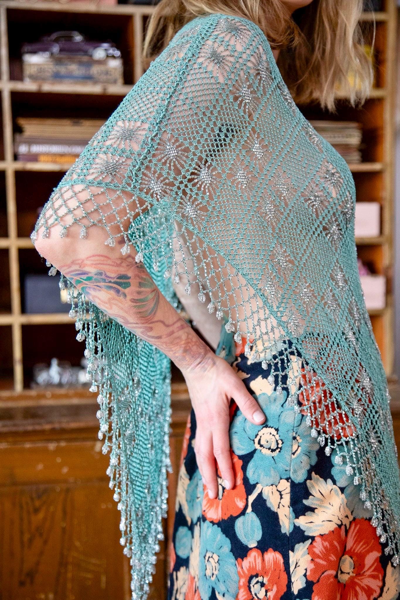 Y2k Poncho - Etsy Canada display picture 3