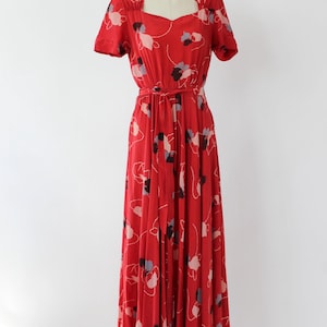 1940s Vintage Red Silk Flower Print Dress // Long Dress // Novelty Print  // Drapped Body // Belted // Size S