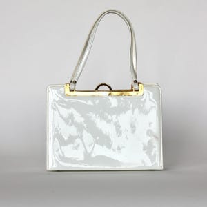 1960s Vintage White Patent Leather Handbag/Purse // Red Leather Linen // Bon Goût, Copenhagen // Golden Closure