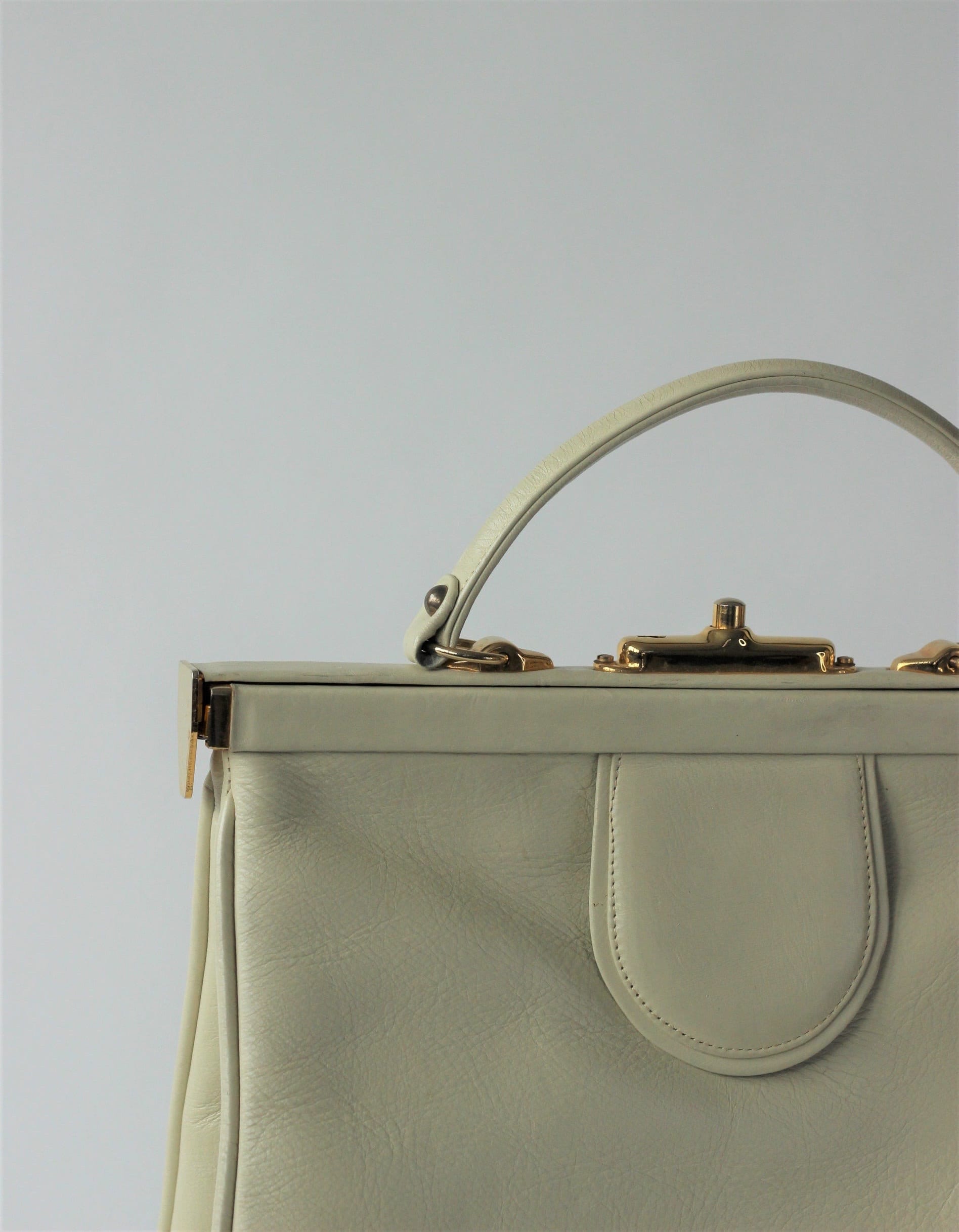RESERVED 1960s Bon Goût White Leather Top Handle Bag With