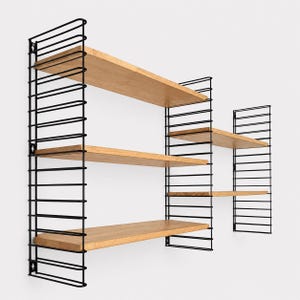 Modulära vägghyllor – Mid Century Design av A.D. Dekker för Tomado