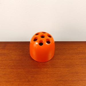Dedalino pencil holder by Emma Gismondi Schweinberger for Artemide