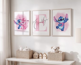 Gepersonaliseerde Stitch-muurkunst, Stitch Nursery-poster: set van 3 prints (digitale download)