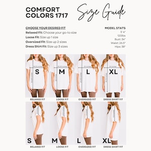 K&ouml;nnte beinhalten: Ein Gr&ouml;&szlig;enleitfaden f&uuml;r Comfort Colors 1717 T-Shirts. Der Leitfaden zeigt verschiedene Passformen: Relaxed, Loose, Oversized und Dress Shirt. Die Ma&szlig;e sind in Zoll angegeben, mit Models, die wei&szlig;e T-Shirts in den Gr&ouml;&szlig;en S, M, L und XL tragen. Die Modelldaten sind ebenfalls enthalten.