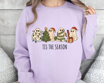 Tis the Season Ghost Sweatshirt – Cute Spooky Christmas Sweater, Cozy Holiday Ghostcore Shirt, Funny Xmas Gift Top