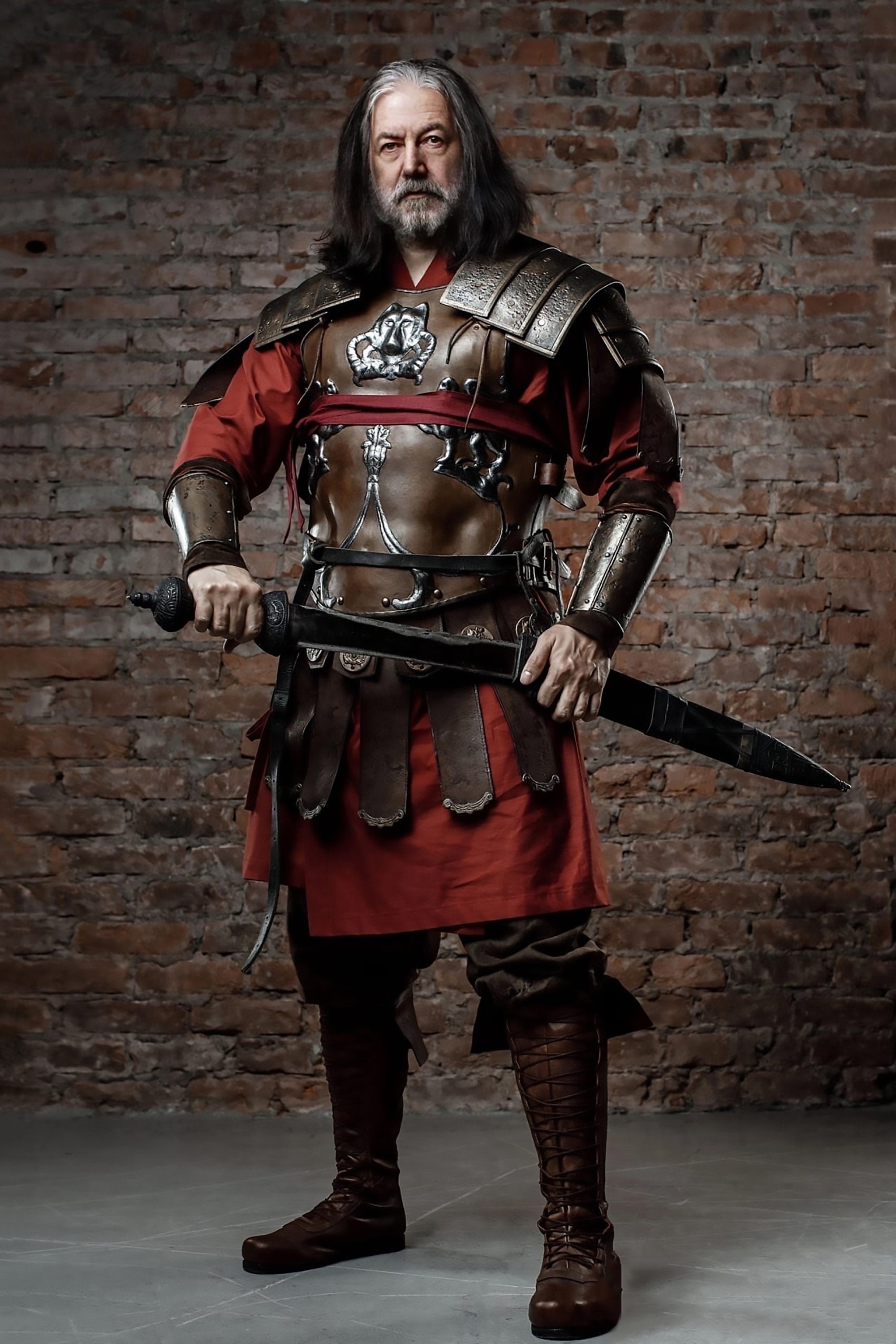 Gladiator Maximus costume; leather armor for LARP and