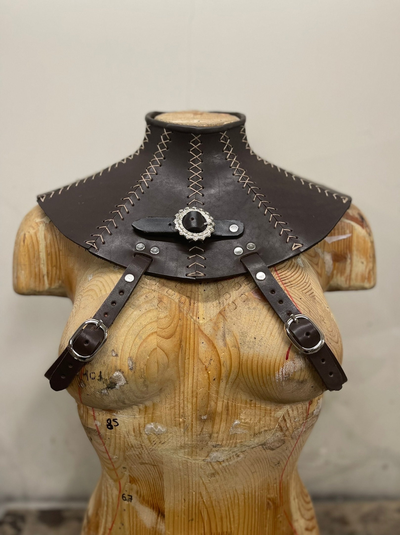 Ciri Witcher Leather Neck Armour Fantasy Leather Etsy