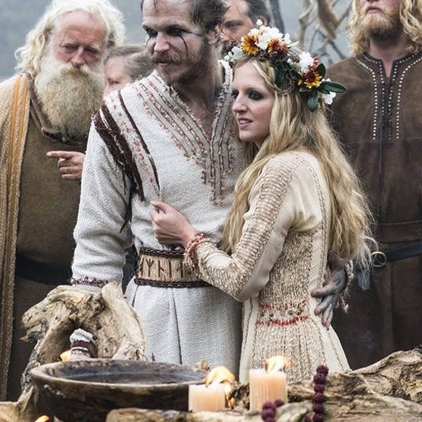 Tunique de mariage blanche Floki ; Chemise viking en tissu pour GN ; Tunique de mariée médiévale Floki ; tenue de fiancé viking; Cosplay de Floki ; déguisement viking