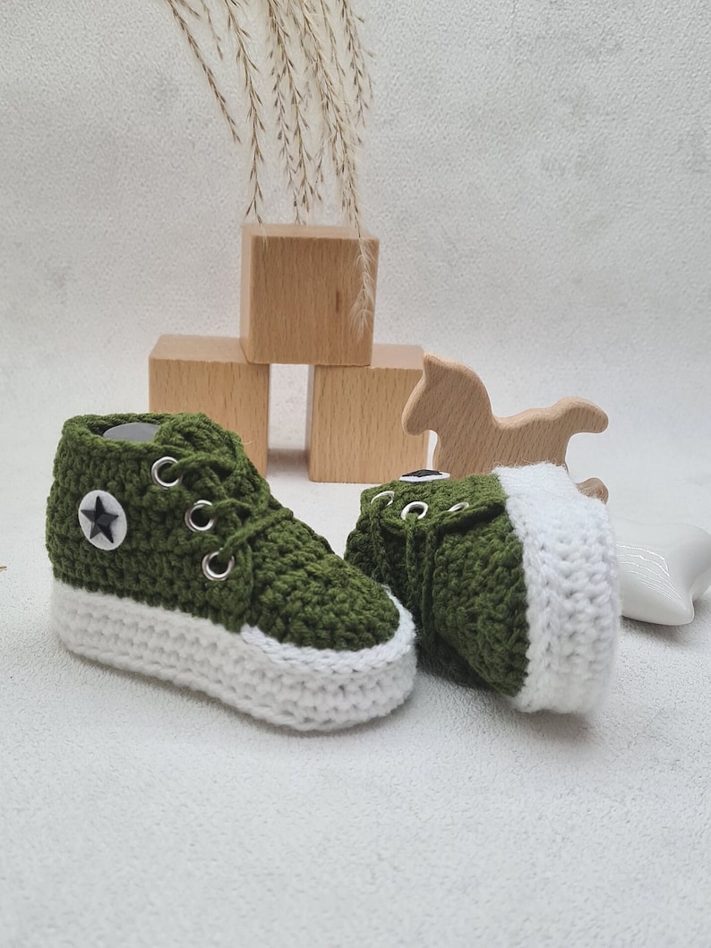 Knitted shoes for babies, crocheted sneakers, baby booties, newborn gift, baptism gift, baby shower gift, birth gifts image 2