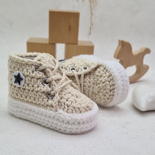Knitted shoes for babies, crocheted sneakers, baby booties, newborn gift, baptism gift, baby shower gift, birth gifts