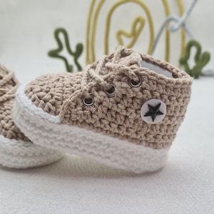 Knitted shoes for babies, baby booties, newborns, baby shoes from 0-3,3-6,6-9,9-12 months, gift, baptism, birthday, sneakers. image 4