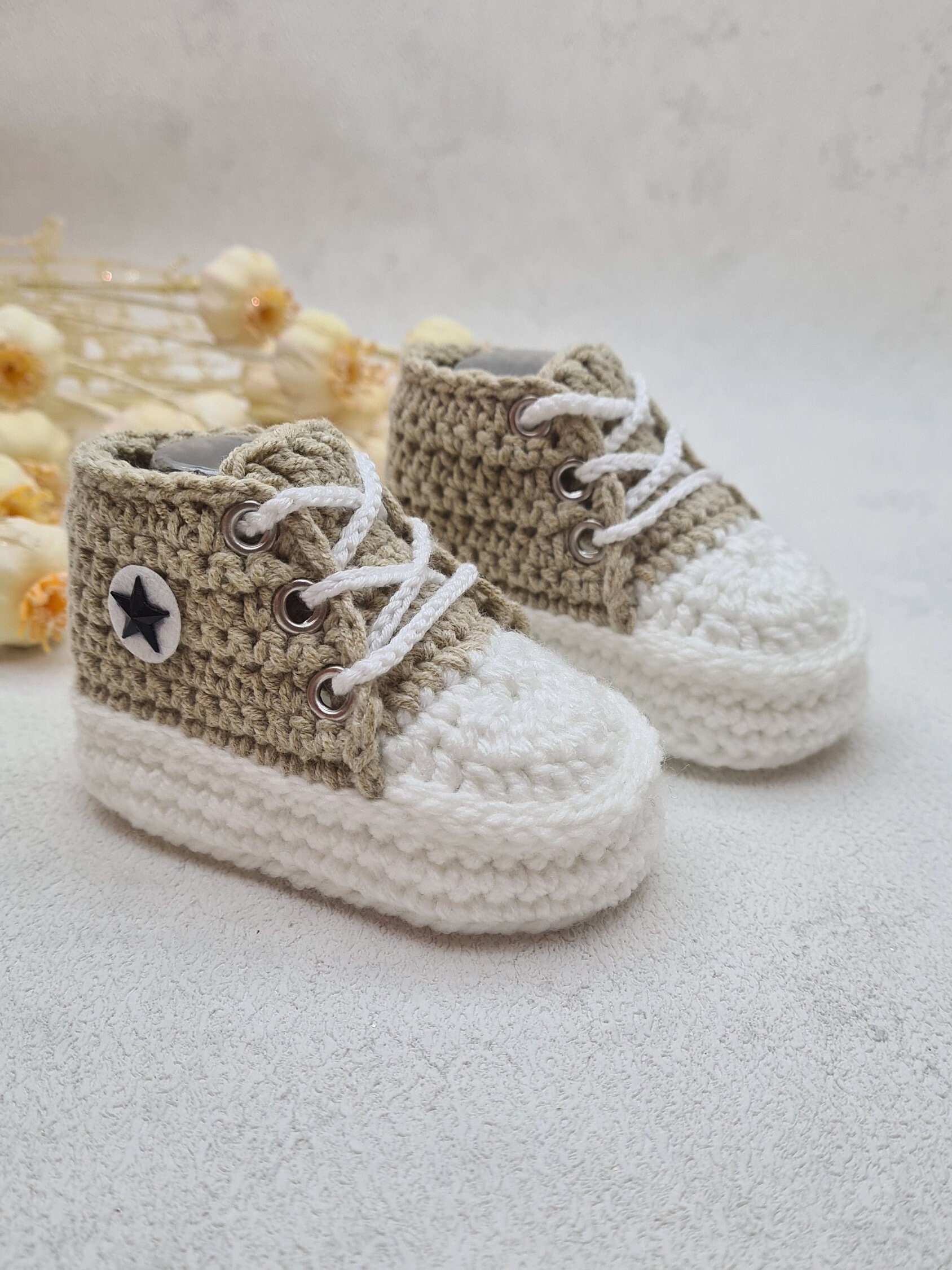 Knitted shoes for babies, crocheted sneakers, baby booties, newborn gift, christening gift, baby shower gift, birth gifts